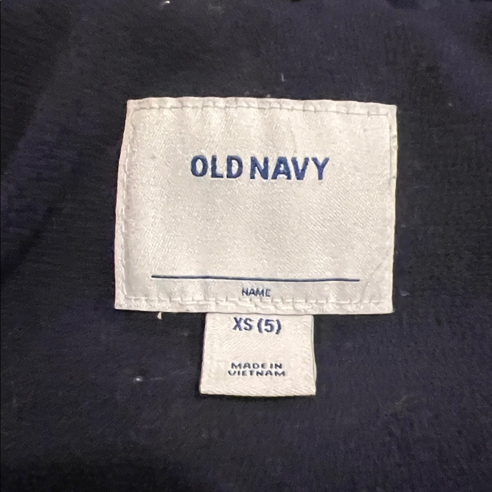 Old Navy Boys Water Resistant Puffer Vest, XS (5) - Picture 5 of 6